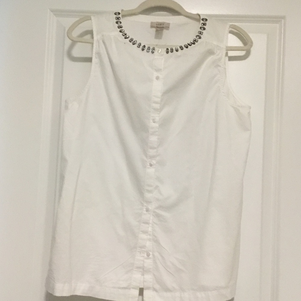 Cotton top with jeweled neckline